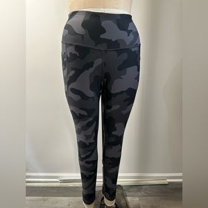 Old Navy Camo Leggings